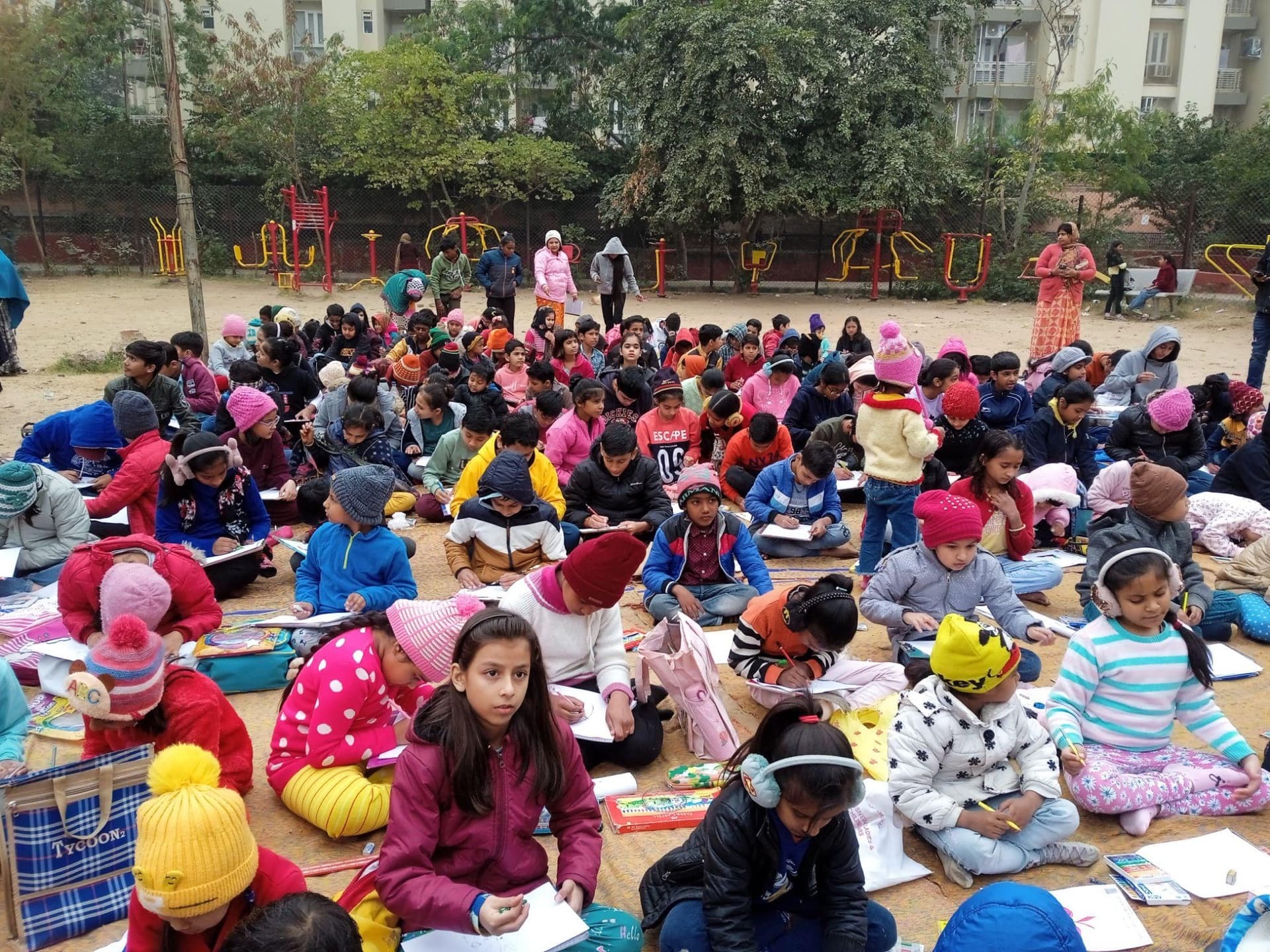 Children in an art class at the Sanstha